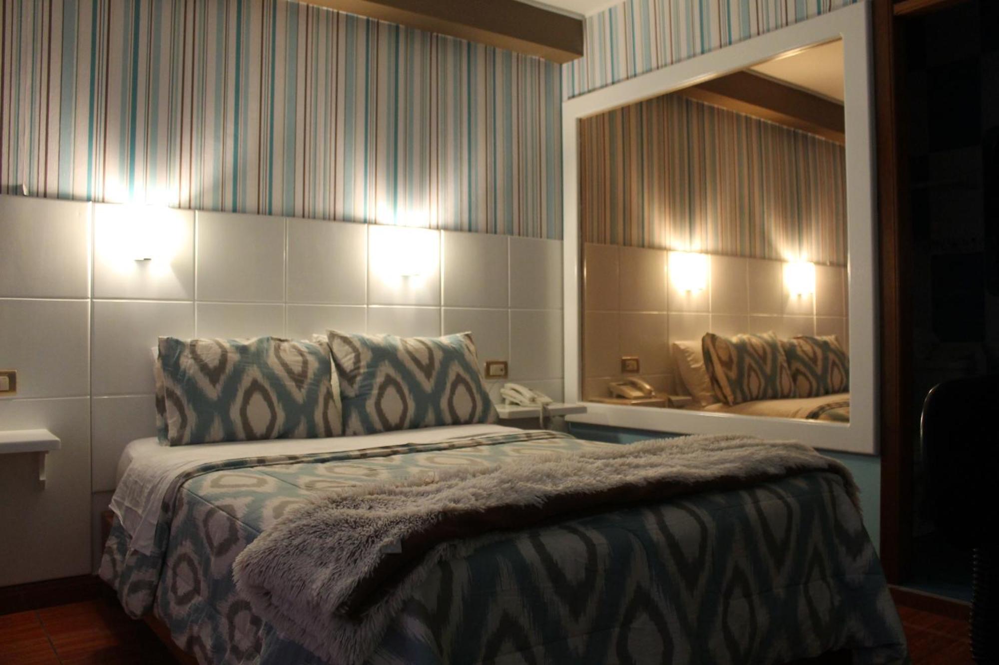 Hotel Venecia Huánuco Zimmer foto