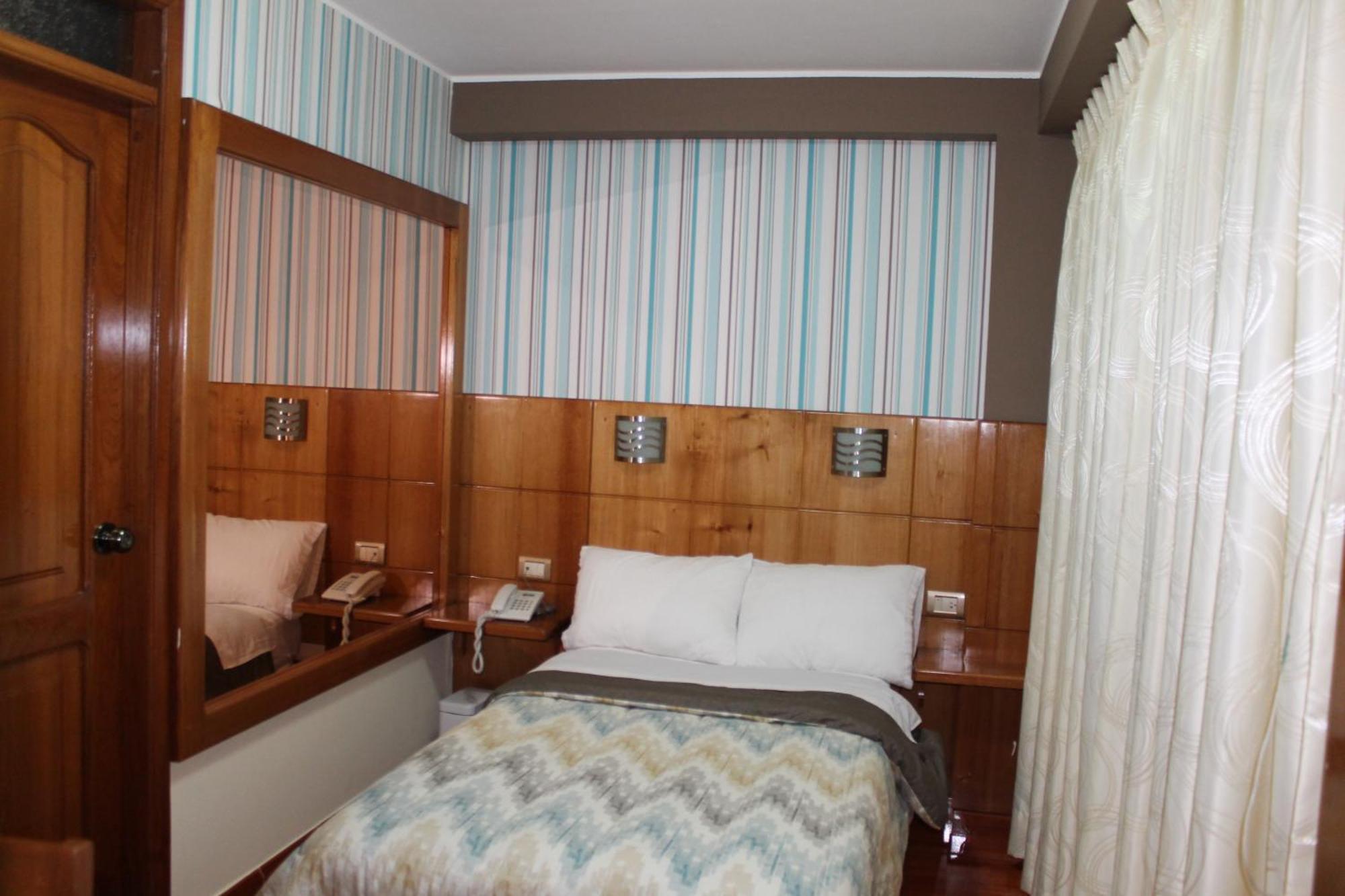 Hotel Venecia Huánuco Zimmer foto